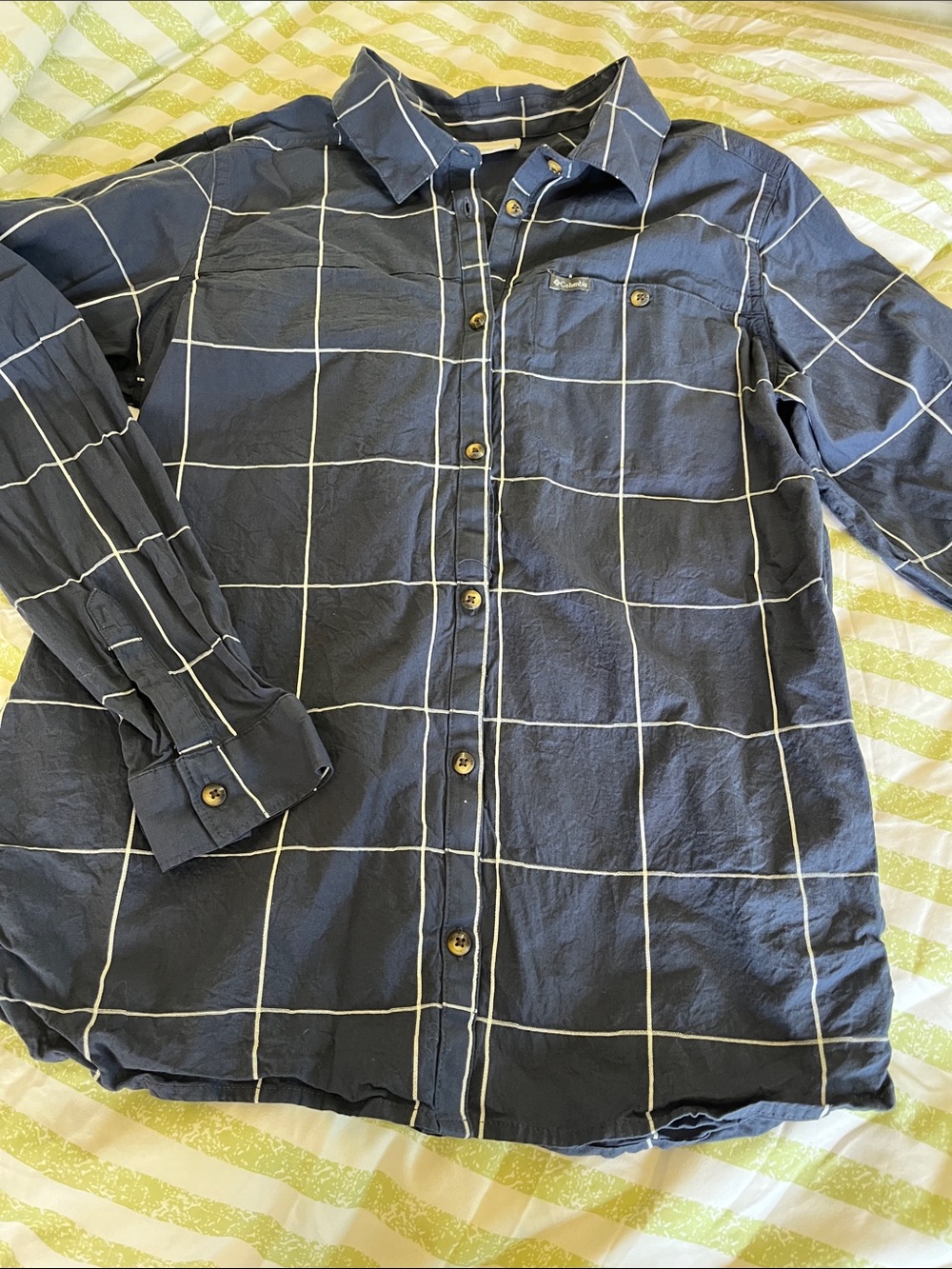 I WISH THIS FIT! LOVE IT 😍     Columbia Navy Windowpane Lightweight Shirt